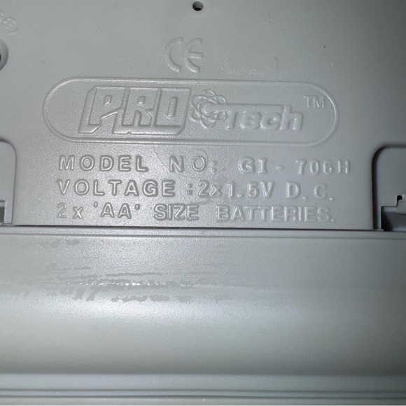 ProTech 600 Gold Handheld Electronic Game 600 in 1 Retro Vintage Toy Tested - Picture 8 of 8